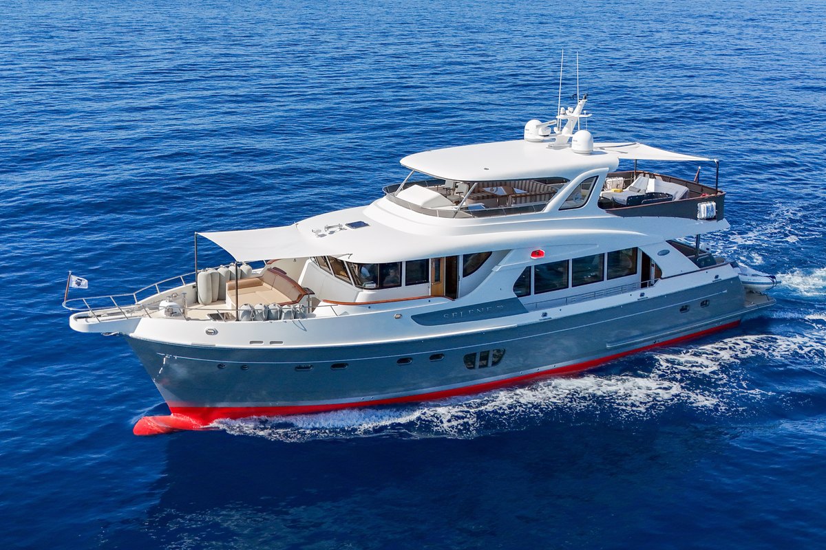 Sedna, Jet Tern Marine · Selene 72
